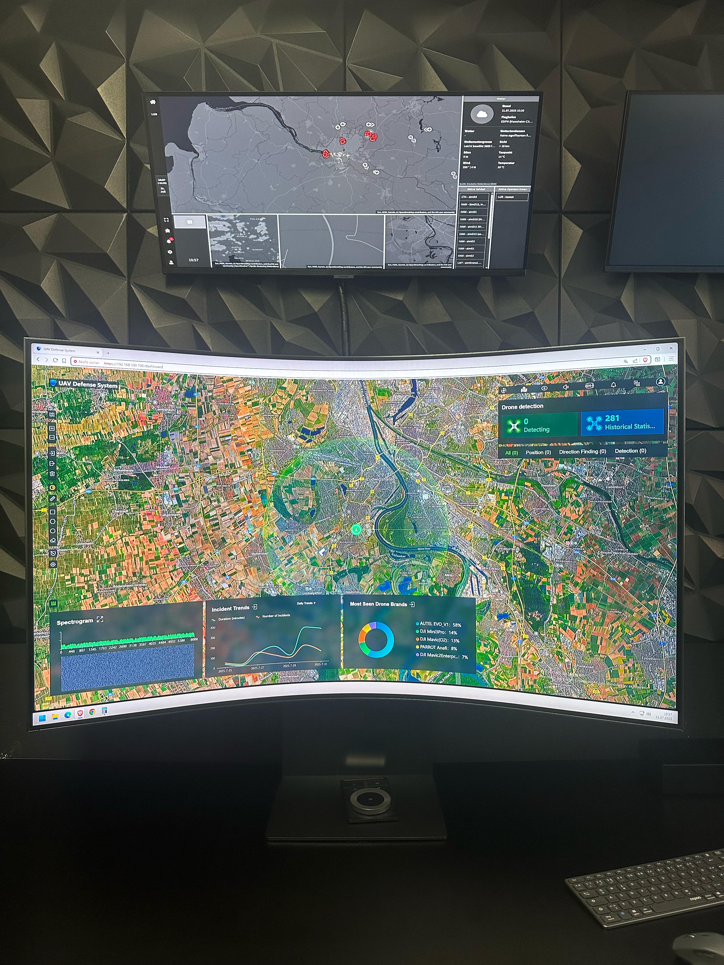 Operational planning software showing tracked contacts